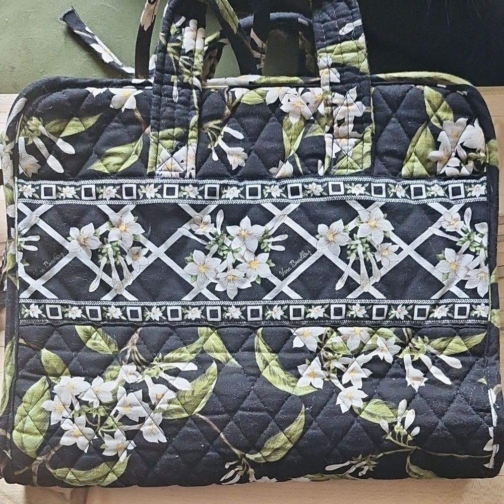 Floral Quilted Women's Bag - Black and Green
